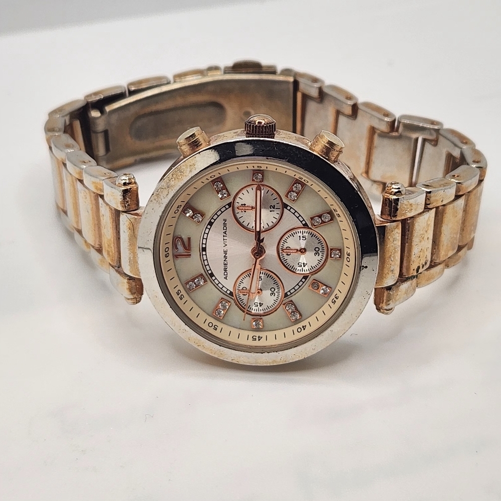 ADRIENNE VITTADINI ROSE GOLD CHRONOGRAPH CRYSTAL ACCENT WOMENS WATCH - Picture 1 of 9